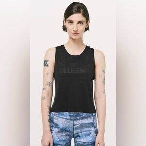 🍋 Lululemon Breeze By Muscle Crop Tank